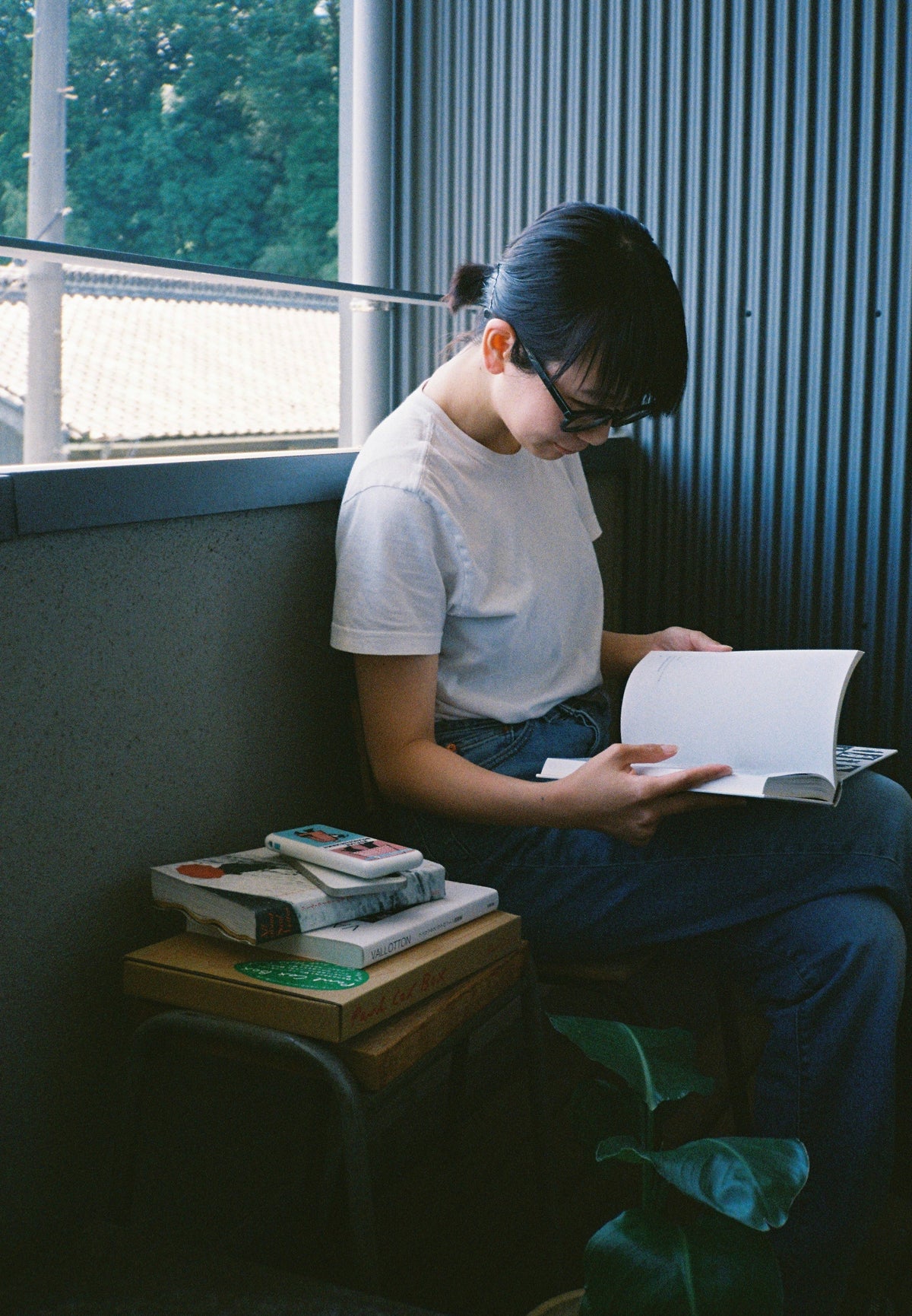 Kayo Shinbu: Uncovering the self beneath the line